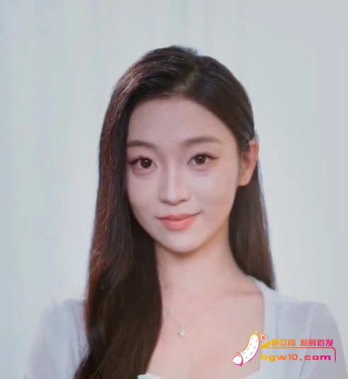 AI短剧《葡萄成熟时》：叶老师清纯外表下的反差剧情