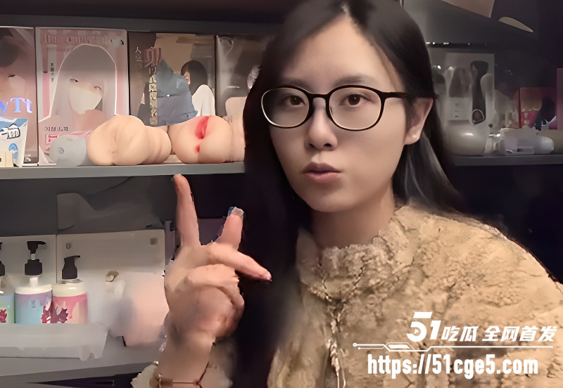 情趣界最骚导师 卯哥教新手如何开发后庭 3 情趣界最骚导师 卯哥教新手如何开发后庭 3