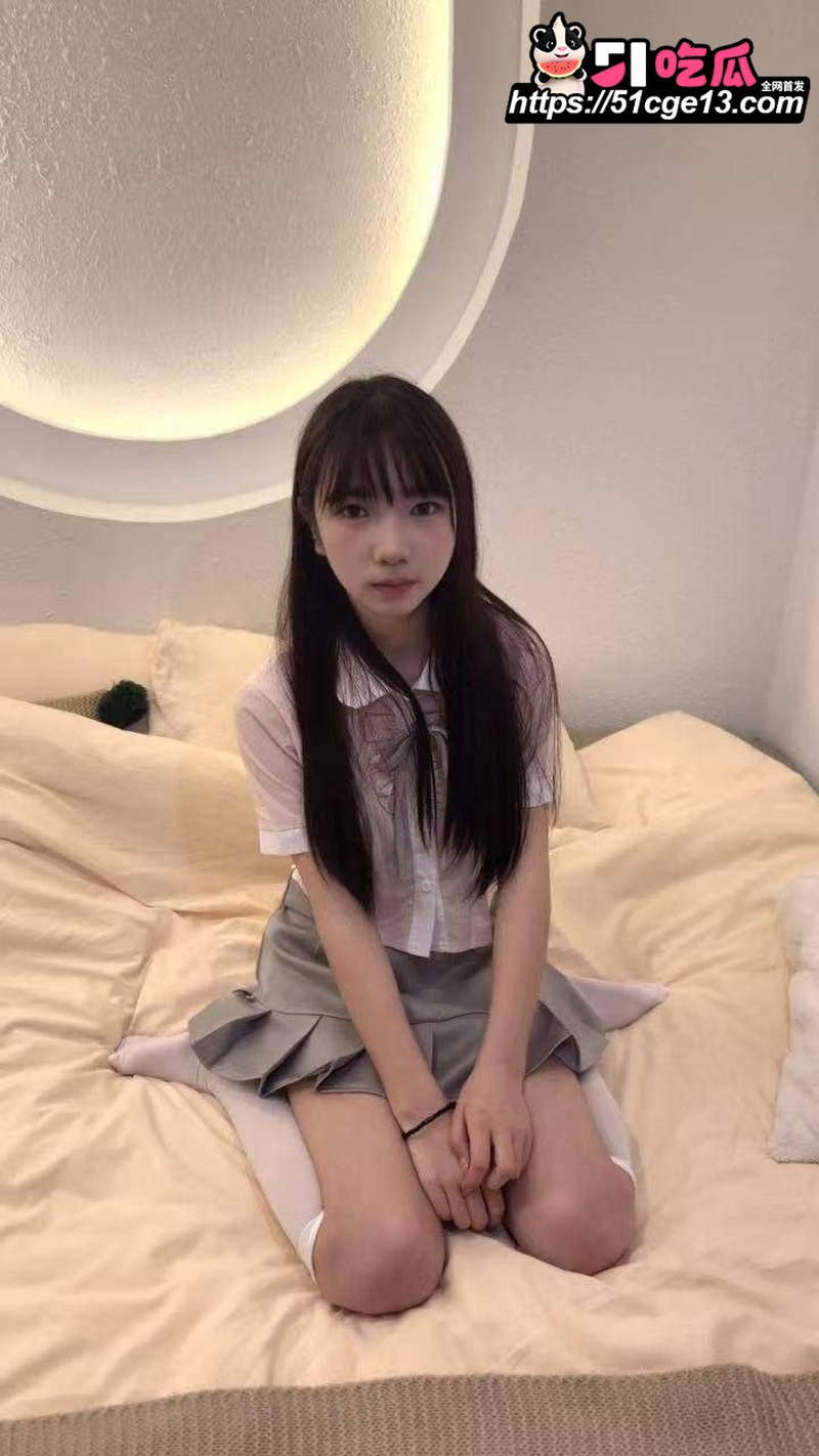 那些年操过的咯咯哒 长沙嫩妹 娟娟 刚下海逼紧水多 服务态度堪称一绝!