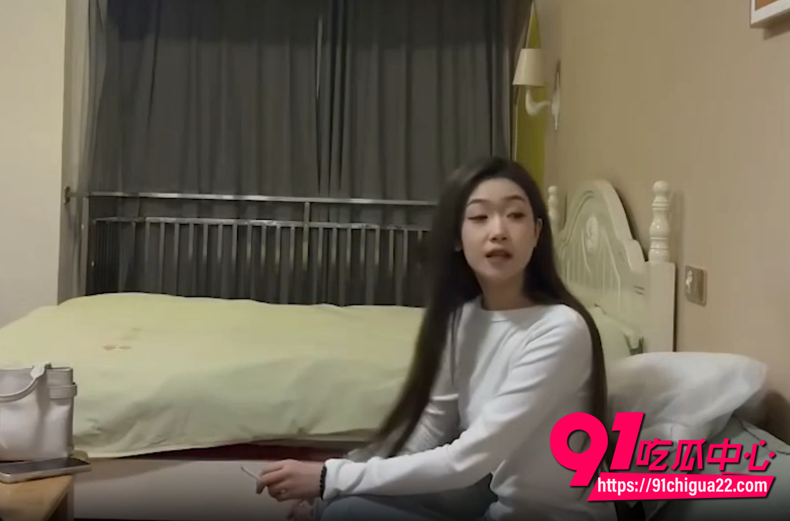 探花大神杏吧书生 约嫖05年兼职妹子 粉嫩小穴被不断抽插 敏感体质极易高潮！