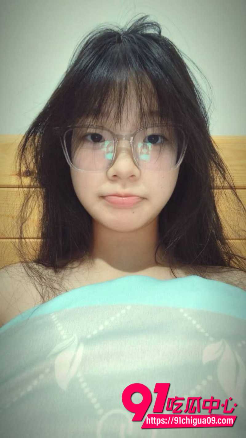 眼镜妹莹莹3 眼镜妹莹莹3