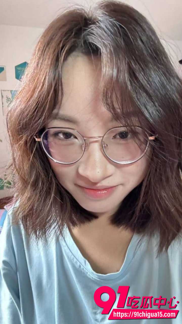 吉林高颜值反差学生妹张语桐被金主包养调教1 吉林高颜值反差学生妹张语桐被金主包养调教1