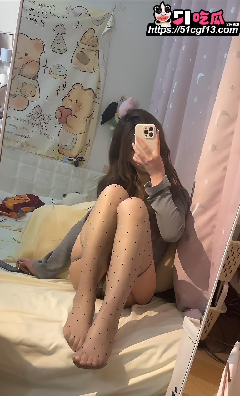 4 4