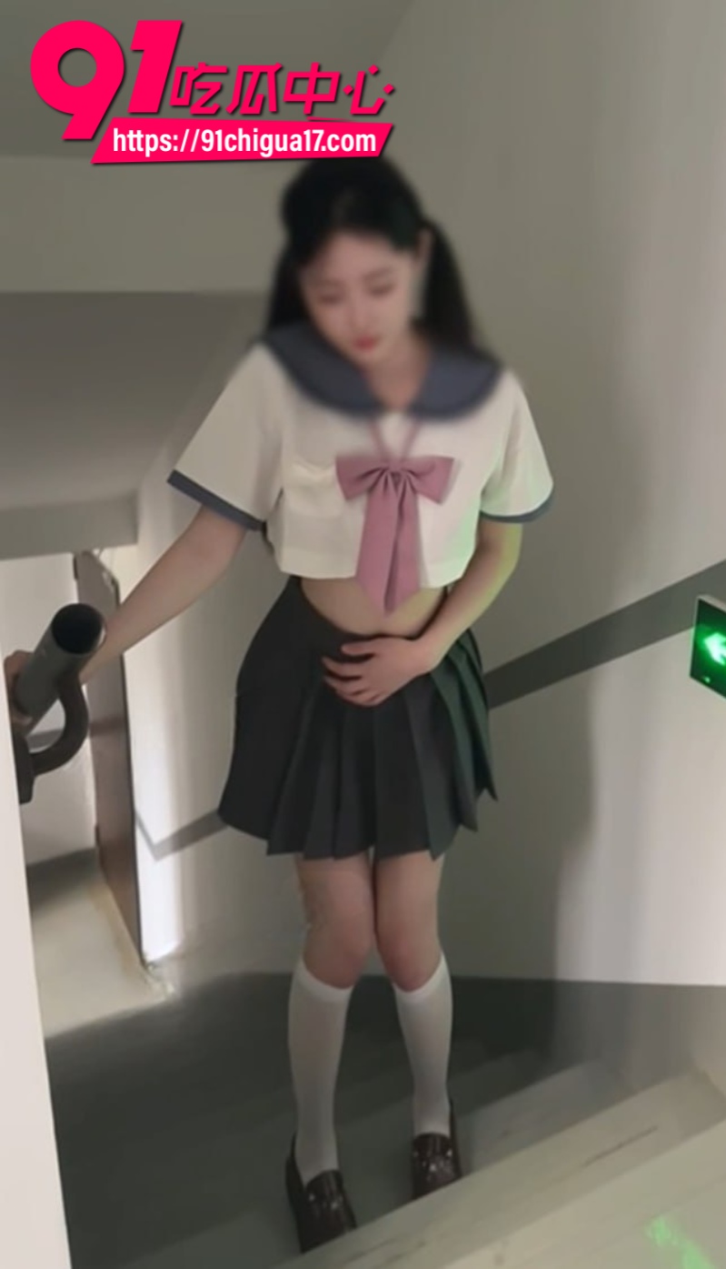 极品福利姬小美miyoki牛奶灌肠楼梯间自慰1 极品福利姬小美miyoki牛奶灌肠楼梯间自慰1