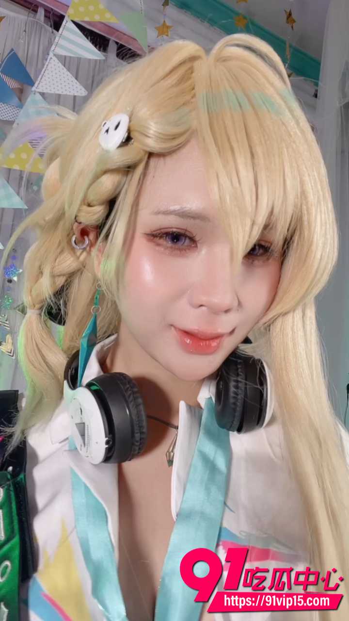 Pyoncos琳奈鸣潮cos1 Pyoncos琳奈鸣潮cos1