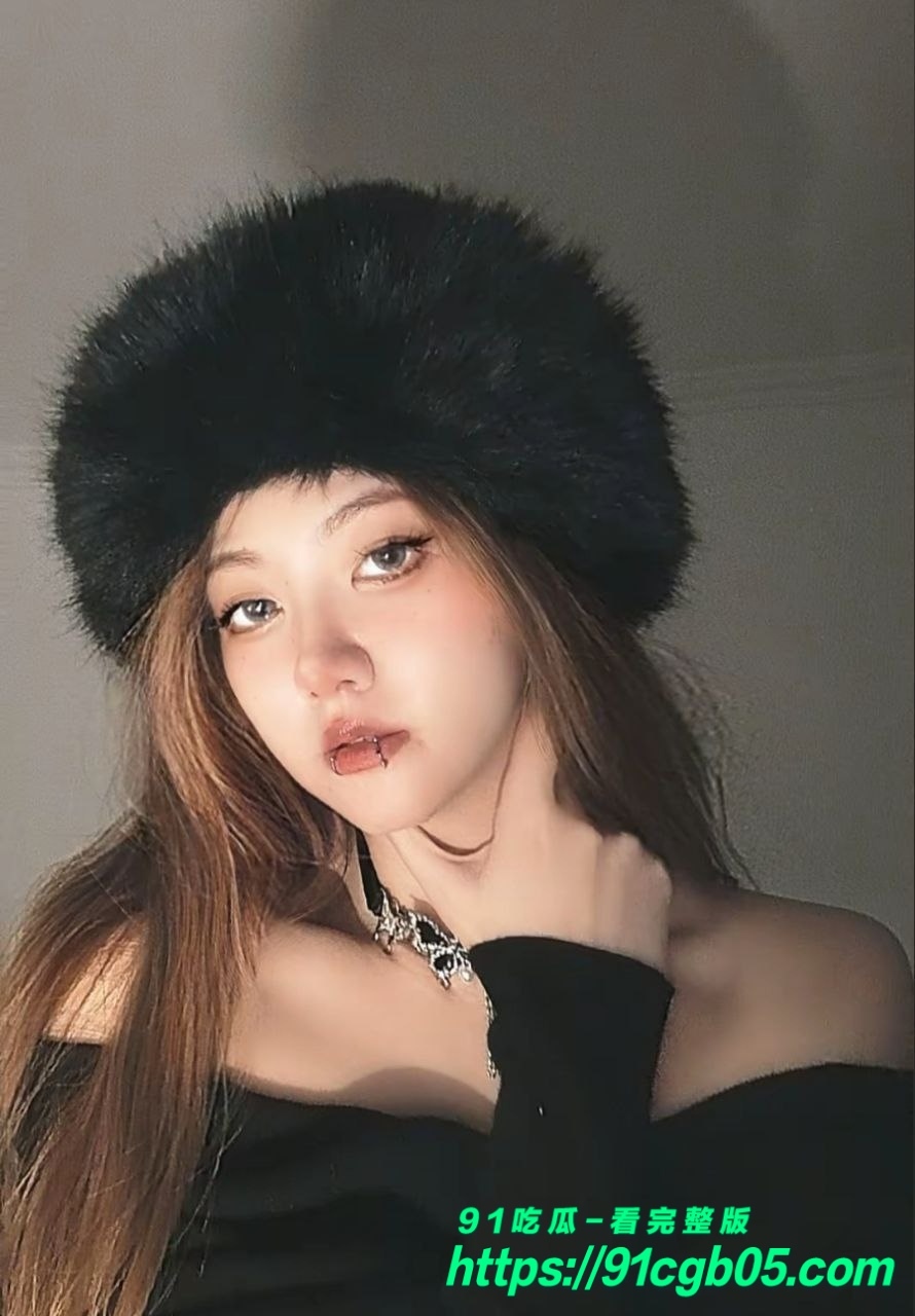 非常喜欢露出的肛门调教,为了勾引客户买理财甘愿献身当母狗15 非常喜欢露出的肛门调教,为了勾引客户买理财甘愿献身当母狗15