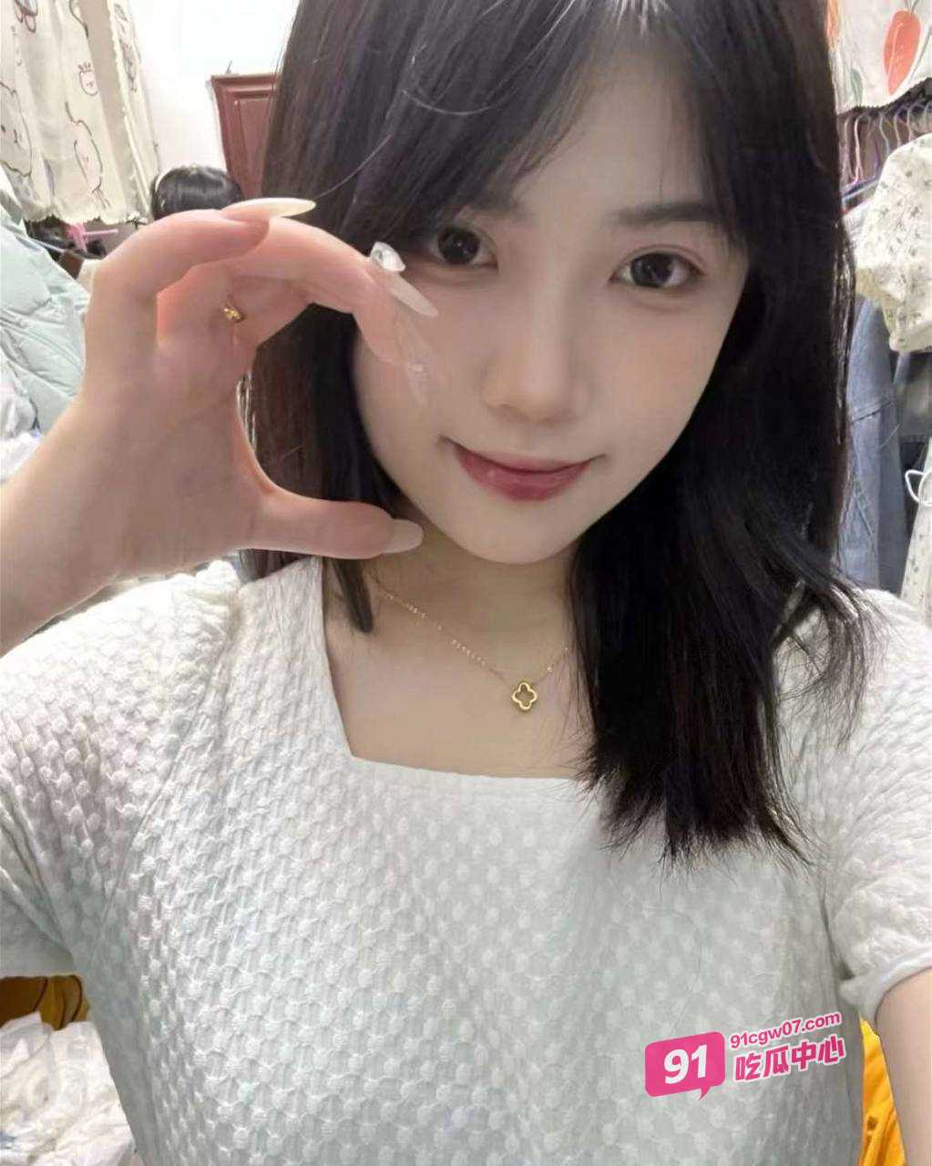 大神玩弄廊坊师范学院李娜美视频曝光 校内女神校外母狗 你不舍得开的车别人玩命蹬! 配图3