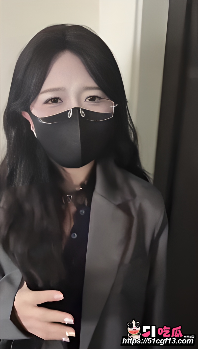 网黄女神 桥本香菜 最新作品 性感美足按揉大屌 桌上无套操穴中出精液直流