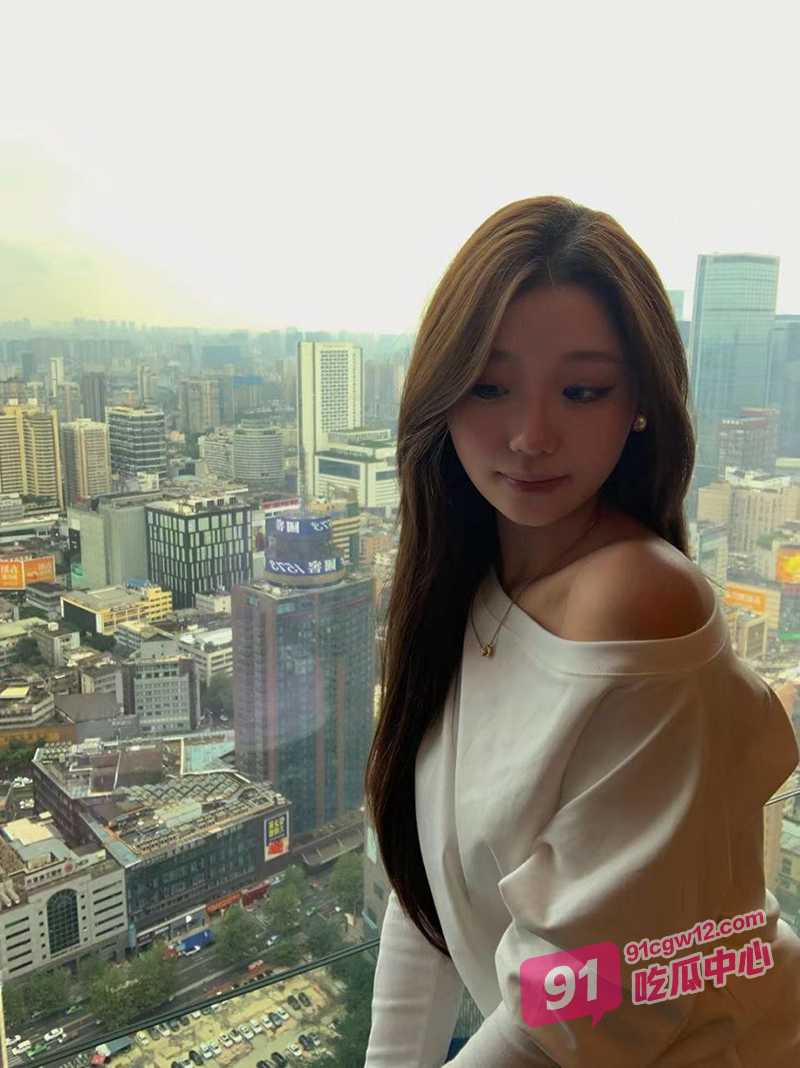 调教我的巨乳亲表姐~涂鸦狗叫深喉猛操打耳光 给我姐爽翻天!