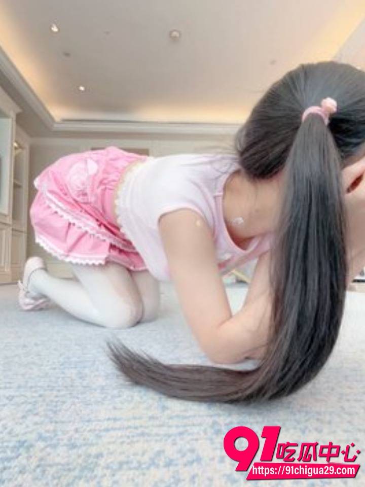 推特极品小萝莉又又酱咯咯哒Vlog上线8 推特极品小萝莉又又酱咯咯哒Vlog上线8