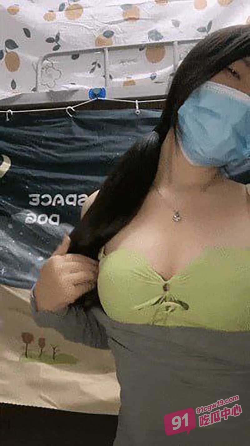 辽宁研究生王琴语 教室内上课塞跳蛋 玩到潮喷不止~