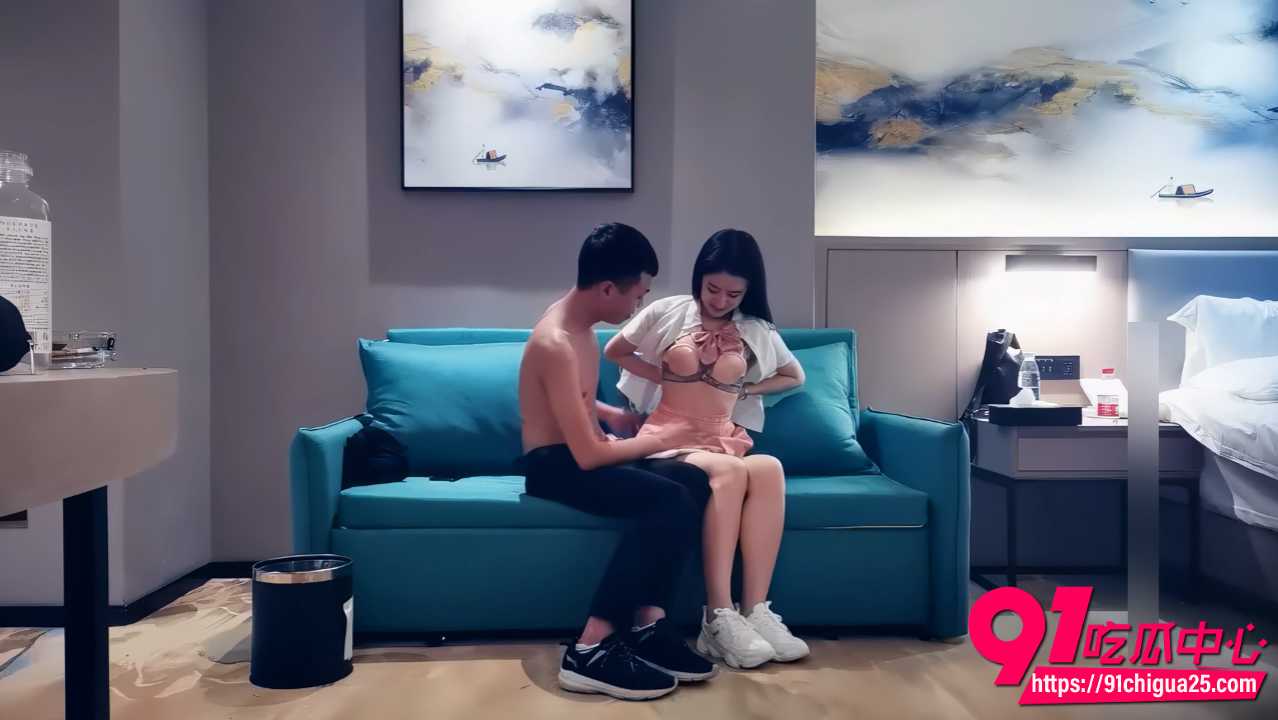 黄先生探花约炮极品黑丝JK清纯妹2 黄先生探花约炮极品黑丝JK清纯妹2
