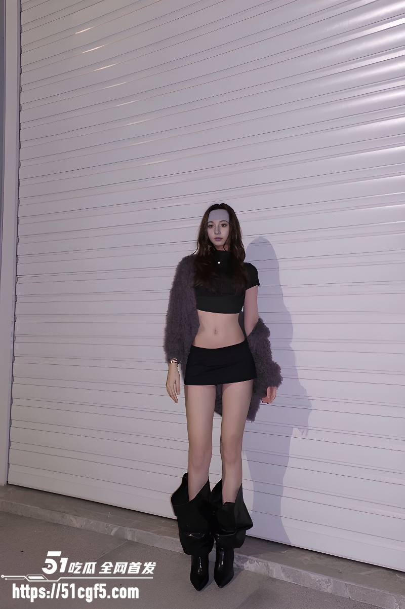 巨乳网红 小洁 性爱视频 1 巨乳网红 小洁 性爱视频 1
