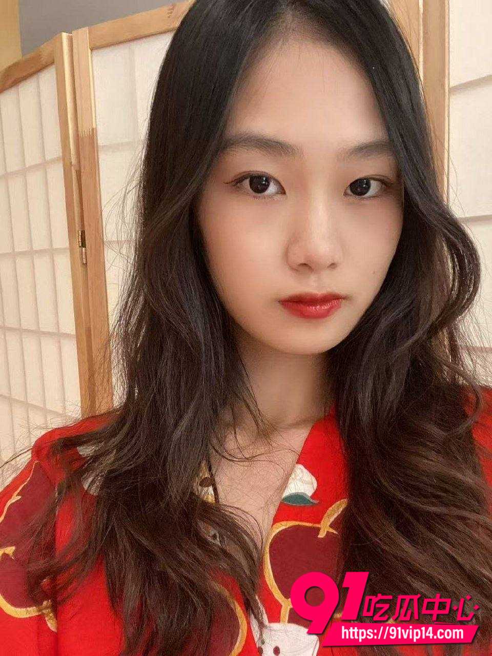 湖南顶级反差学生妹林溪跟男友性爱视频全泄漏 制服捆绑与后入狂干视频完整曝光！